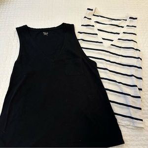 Madewell 2-pack Whisper v-neck tees.  Black and Navy/white Large